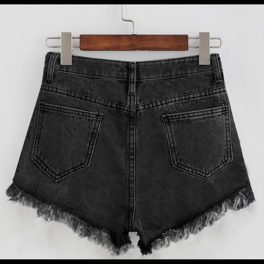 ♥️Dark Grey Distressed Denim Shorts♥️ - Picture 2 of 5